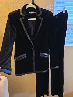 KARL LAGERFELD Black Velour Blazer and Trousers Suit